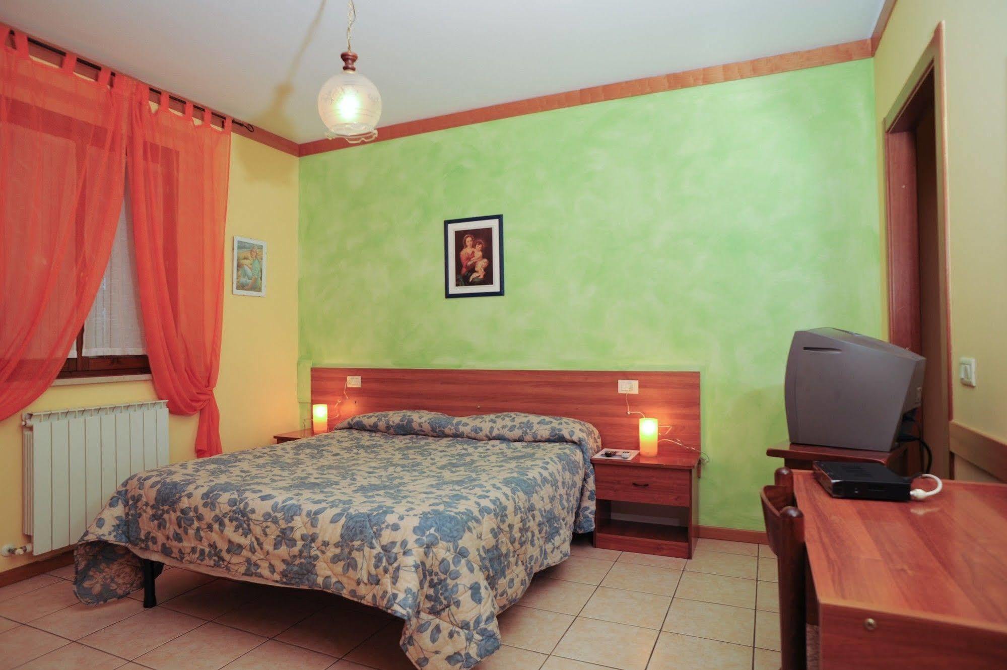 Agriturismo La Mora Assisi Dış mekan fotoğraf